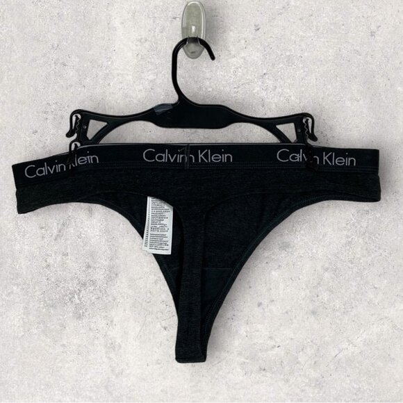 NEW Calvin Klein Black Spell Out Panties Size Large Logo Thong Underwear NWOT L‎ - Picture 2 of 10